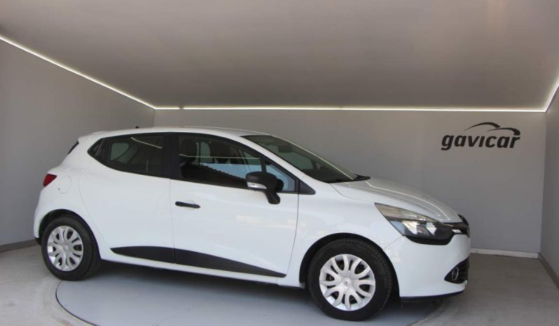 
								Renault Clio Van full									