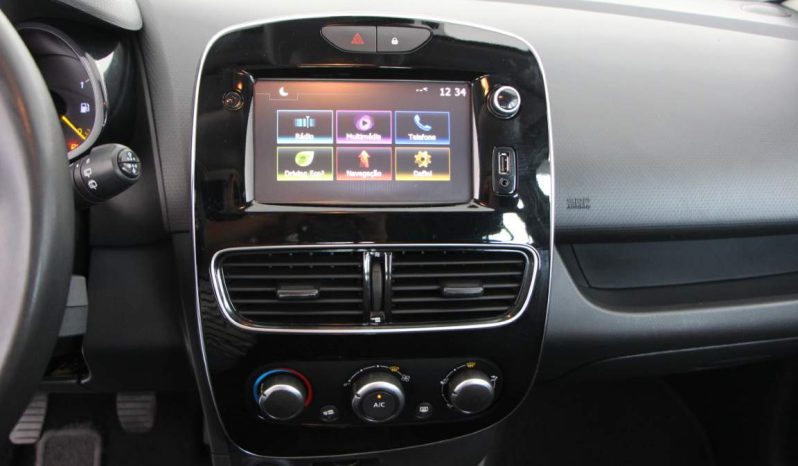 
								Renault Clio Van full									