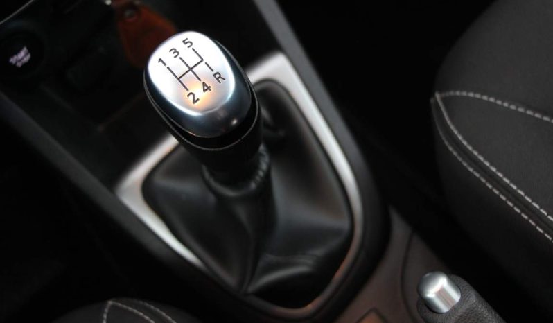 
								Renault Clio 1.5 dCi full									