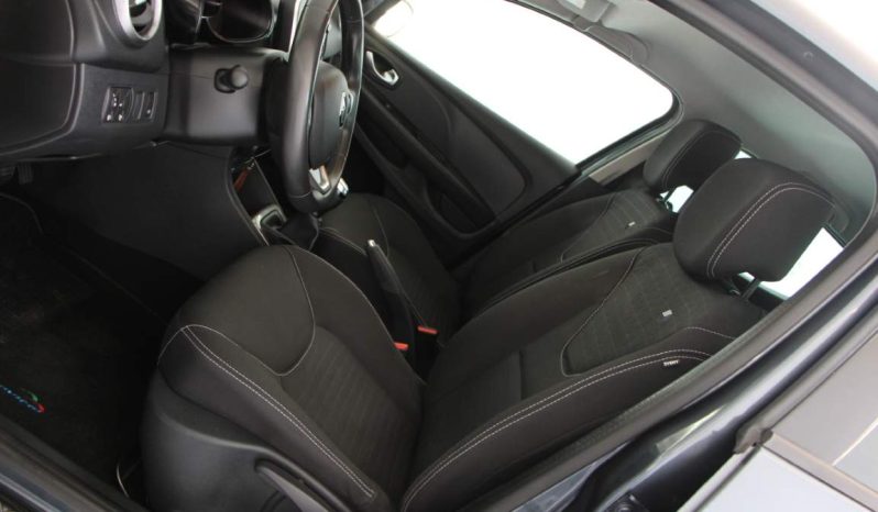 
								Renault Clio 1.5 dCi full									