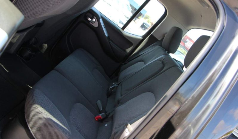 
								Nissan Navara full									