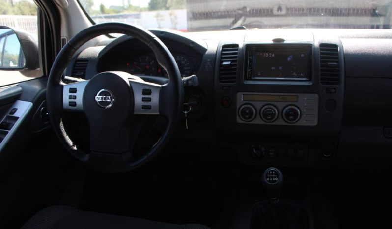 
								Nissan Navara full									