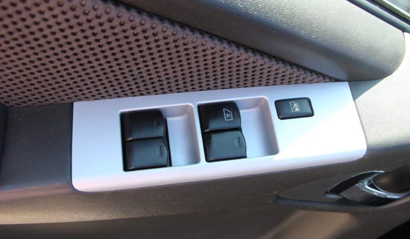 
								Nissan Navara full									
