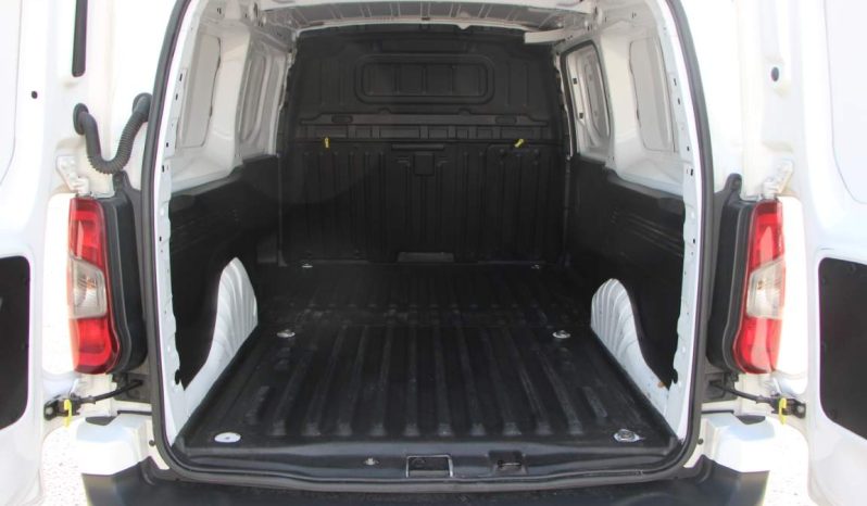 
								Opel Combo Van full									