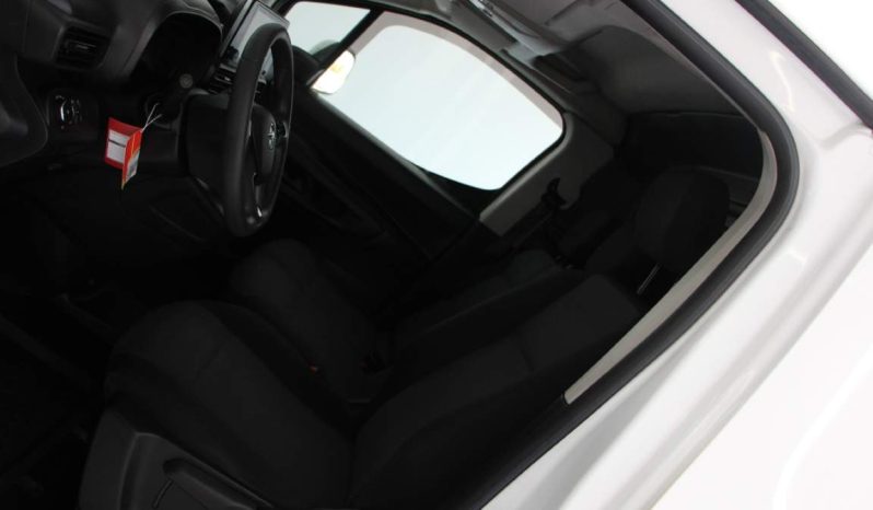 
								Opel Combo Van full									