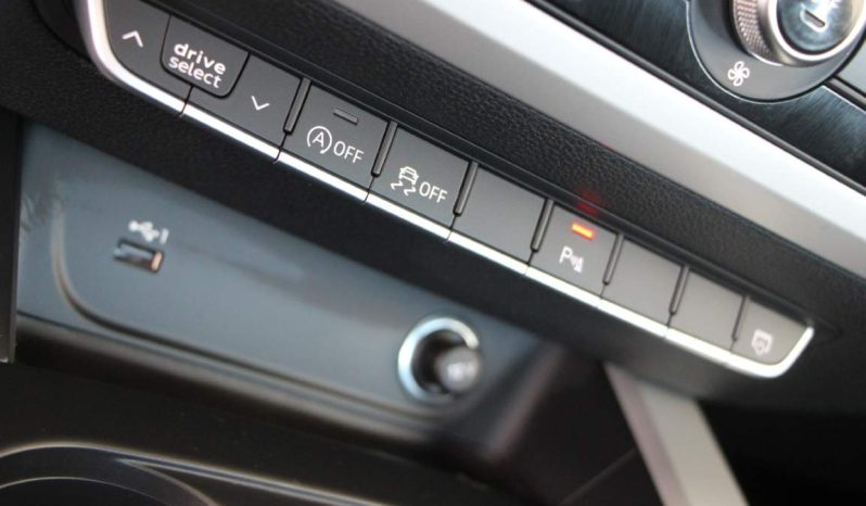 
								Audi A5 Sportback 35 TDi full									