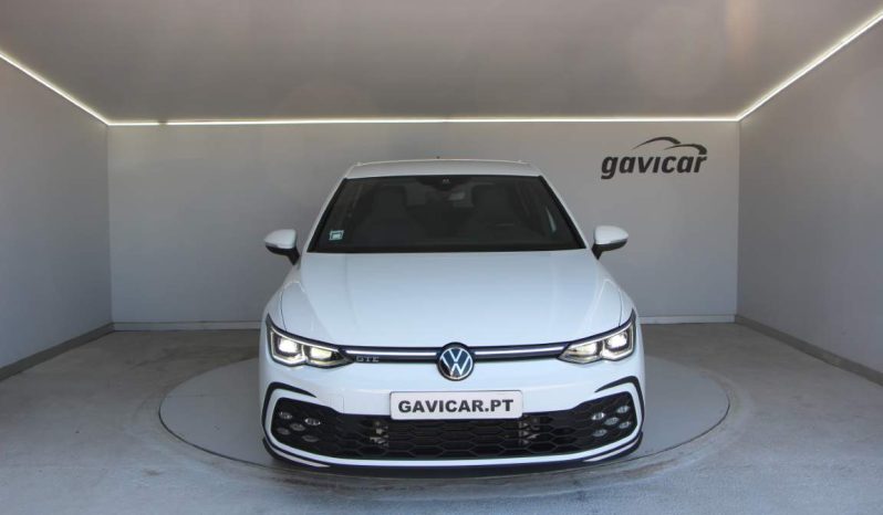 
								Volkswagen Golf GTE full									
