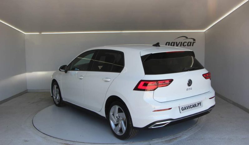 
								Volkswagen Golf GTE full									