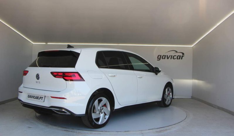 
								Volkswagen Golf GTE full									