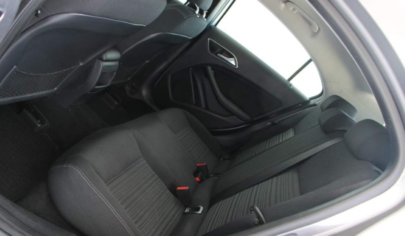 
								Mercedes-Benz A 180 CDi full									