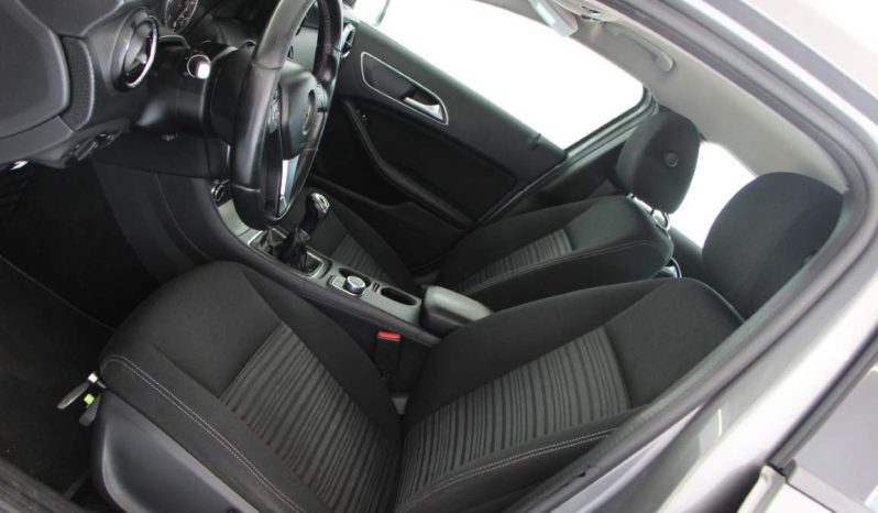 
								Mercedes-Benz A 180 CDi full									