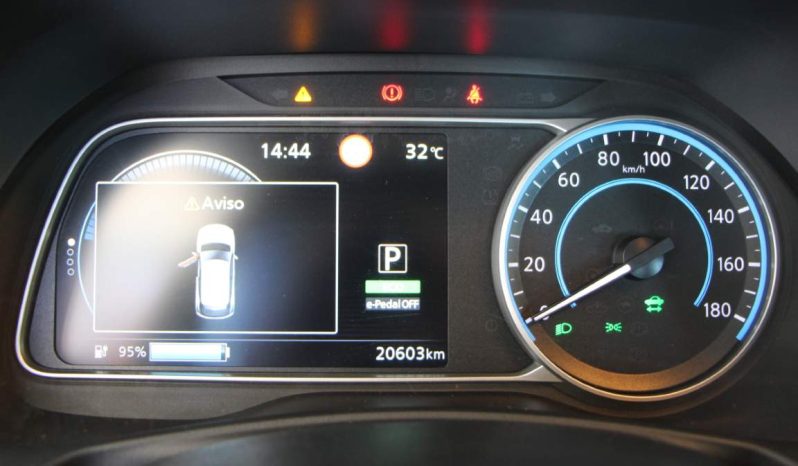 
								Nissan Leaf full									