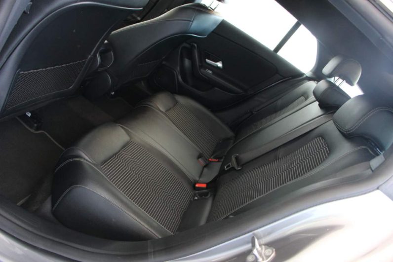 Mercedes-Benz CLA SB