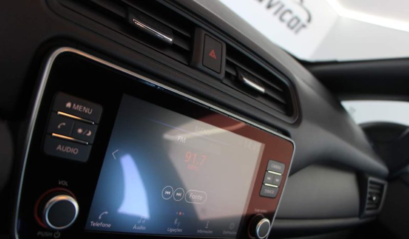 
								Nissan Leaf full									
