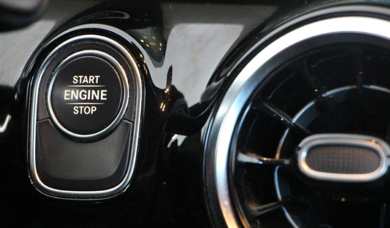 
								Mercedes-Benz CLA SB full									