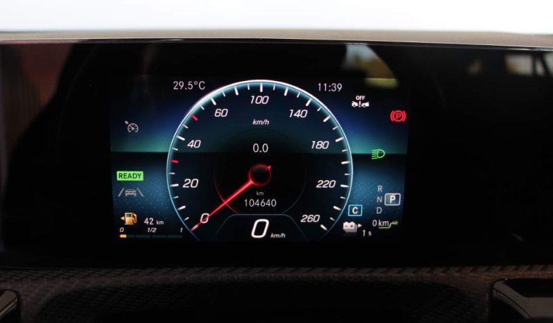 
								Mercedes-Benz CLA SB full									