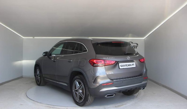 
								Mercedes-Benz GLA 250e full									