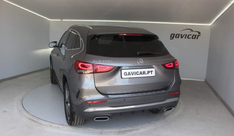 
								Mercedes-Benz GLA 250e full									