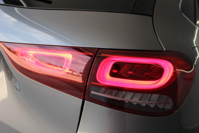 Mercedes-Benz GLA 250e