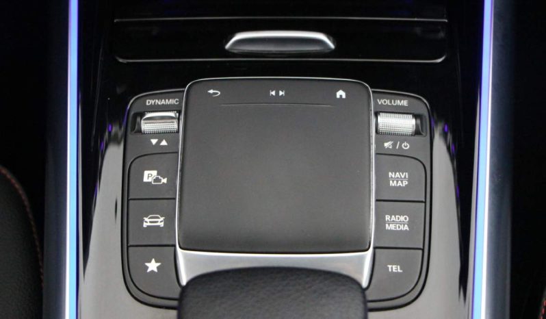 
								Mercedes-Benz GLA 250e full									