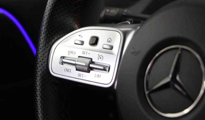
								Mercedes-Benz GLA 250e full									