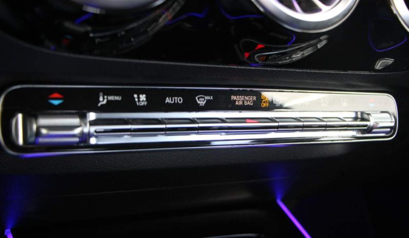 
								Mercedes-Benz GLA 250e full									