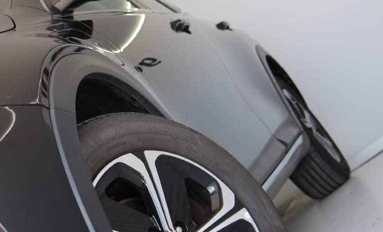 
								Kia XCeed 1.6 GDI PHEV full									