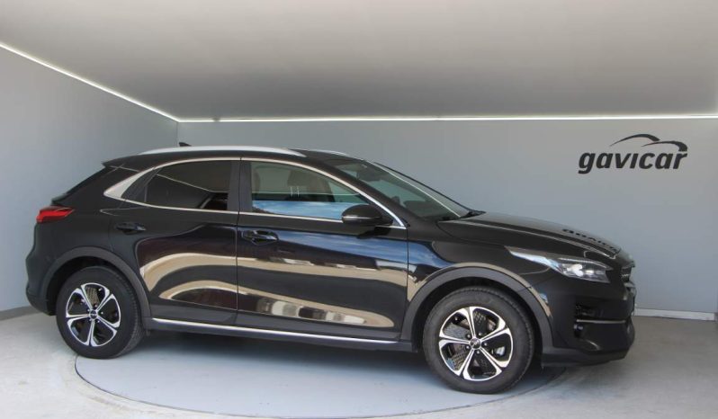 
								Kia XCeed 1.6 GDI PHEV full									