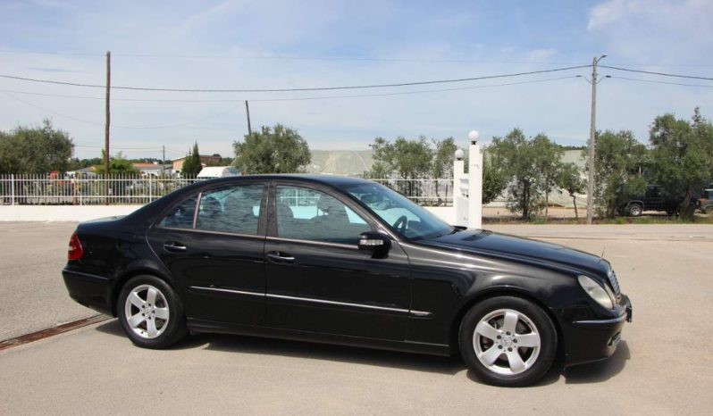 
								Mercedes-Benz E 220 CDi full									