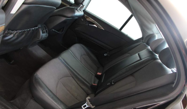 
								Mercedes-Benz E 220 CDi full									