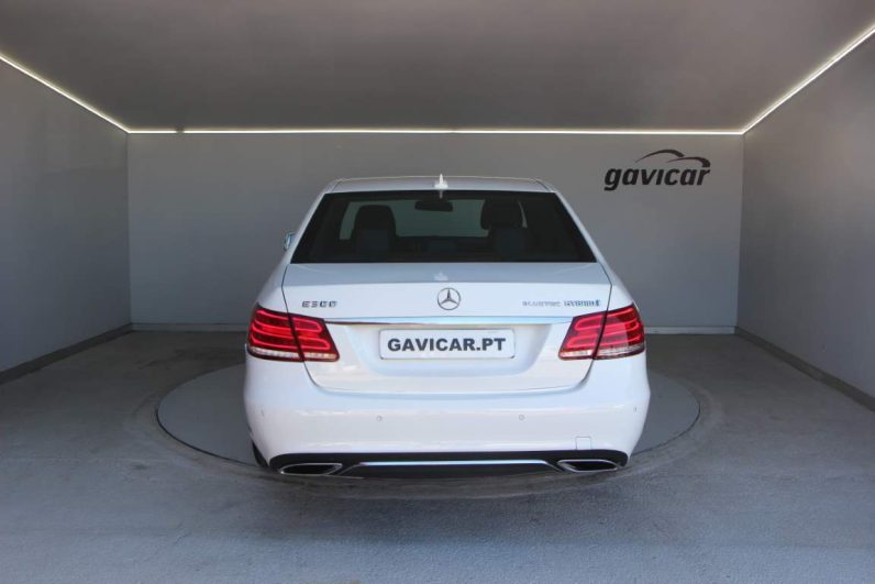 Mercedes-Benz E300 Hybrid