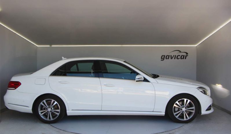 
								Mercedes-Benz E300 Hybrid full									