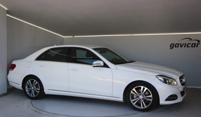 
								Mercedes-Benz E300 Hybrid full									