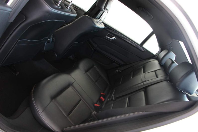 Mercedes-Benz E300 Hybrid