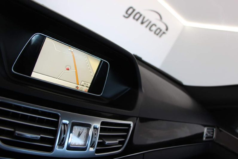 Mercedes-Benz E300 Hybrid
