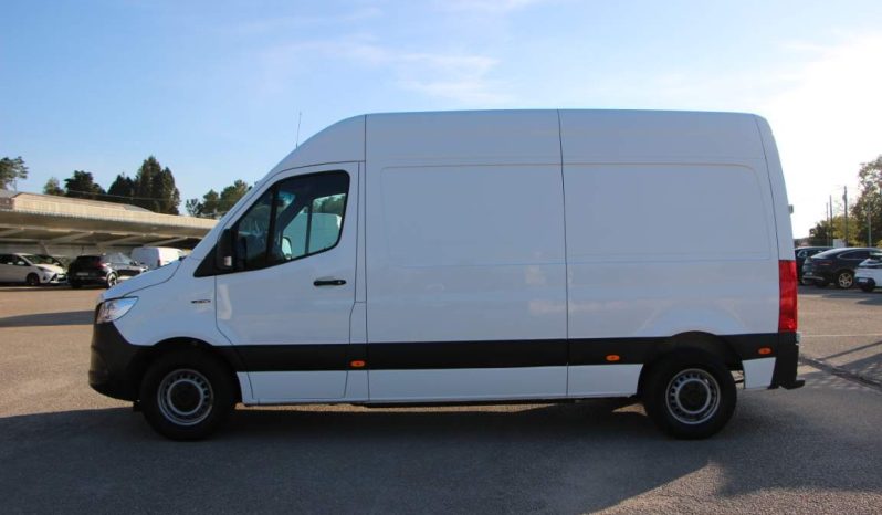 
								Mercedes-Benz eSprinter full									