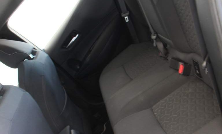 
								Toyota Corolla full									