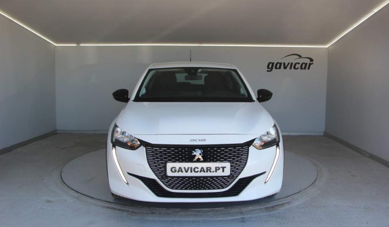 
								Peugeot e-208 full									