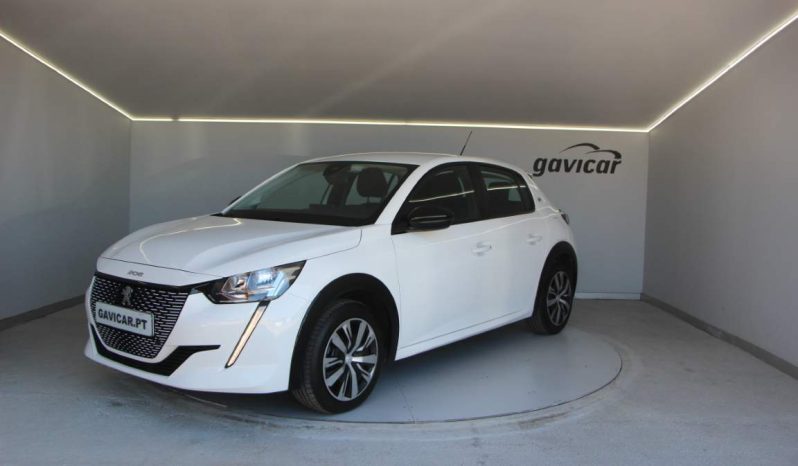 
								Peugeot e-208 full									