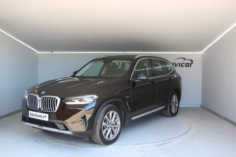 BMW X3 30e