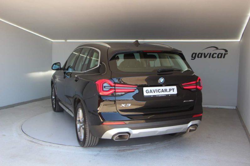 BMW X3 30e