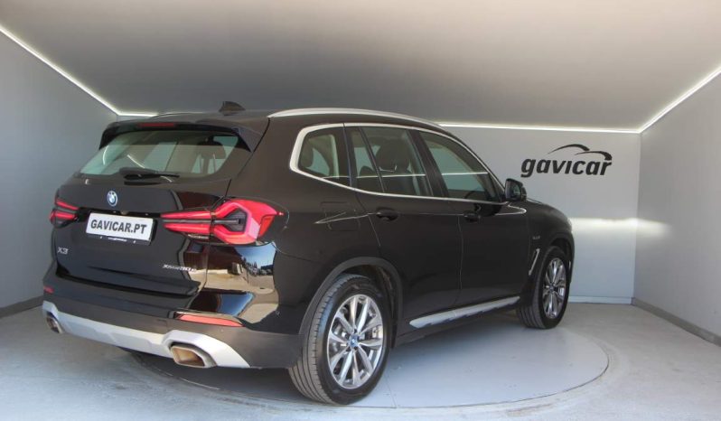 
								BMW X3 30e full									