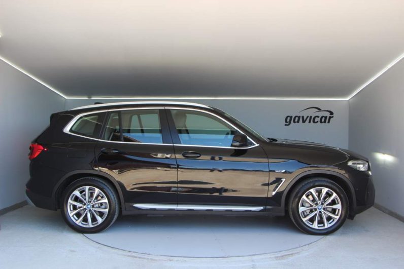 BMW X3 30e