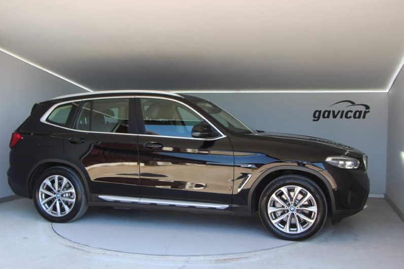BMW X3 30e