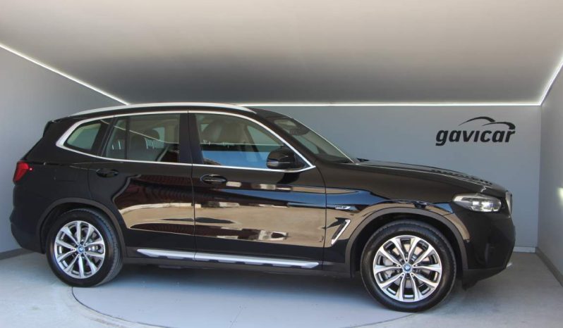 
								BMW X3 30e full									