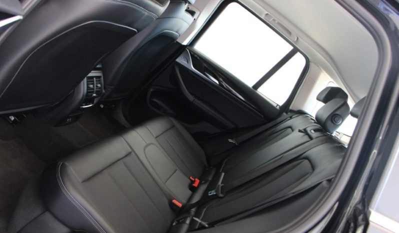 
								BMW X3 30e full									