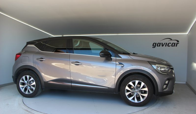 
								Renault Captur full									