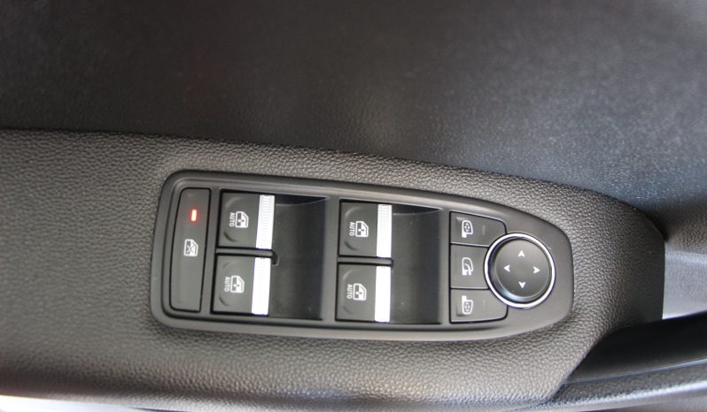 
								Renault Captur full									