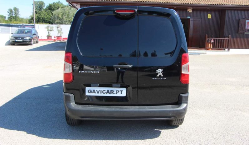 
								Peugeot Partner 1.5 BlueHDi full									
