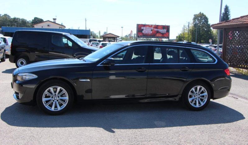 
								BMW 520 D Touring full									